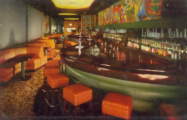 Fielder Room Bar At Hotel Olds Lansing (newer photo)